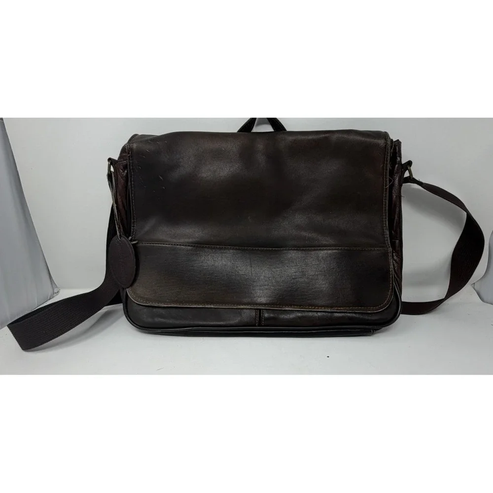 Vintage G.H. Bass Leather Messenger Bag Briefcase Laptop Satchel Brown